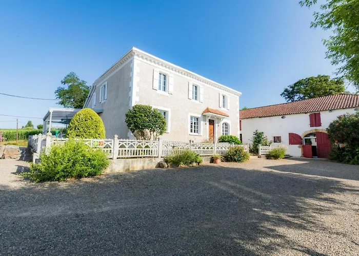 Petit Jouandeou 펜션 *